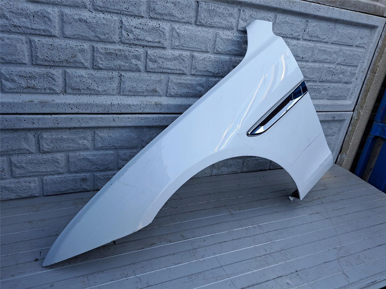 JAGUAR XF BŁOTNIK PRZÓD LEWY ORYGINAŁ (17357354172)