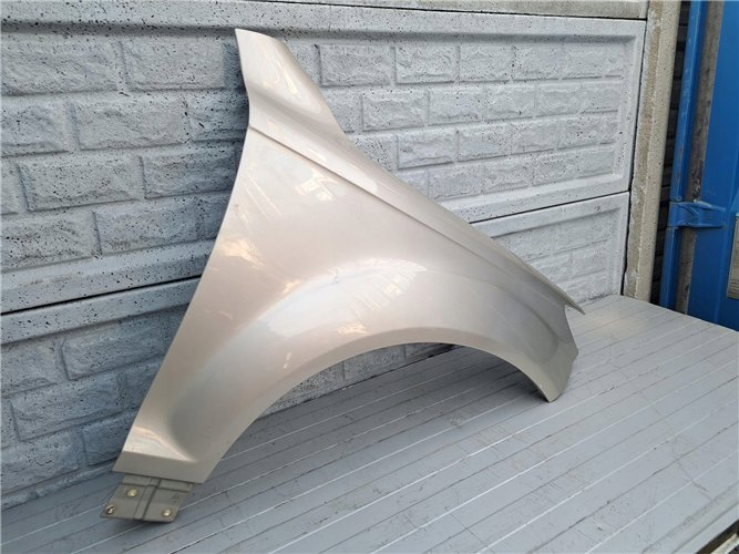 BŁOTNIK PRZEDNI PRAWY AUDI Q7 4L 05-15 ORYGINAŁ (17357400106)