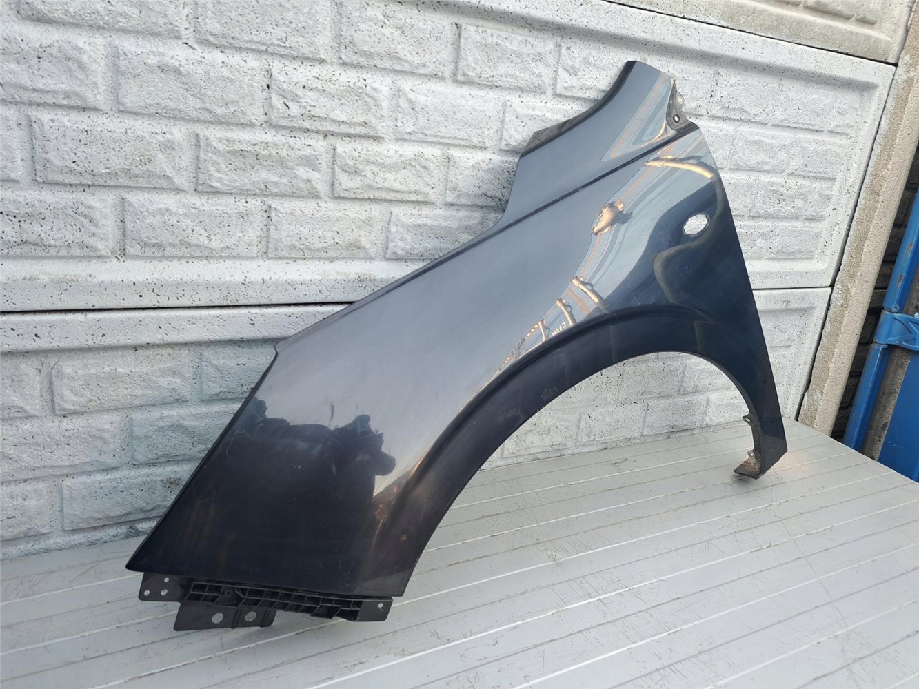 SUBARU FORESTER 13-19 BŁOTNIK PRZEDNI LEWY ORYGINAŁ (17357404720)