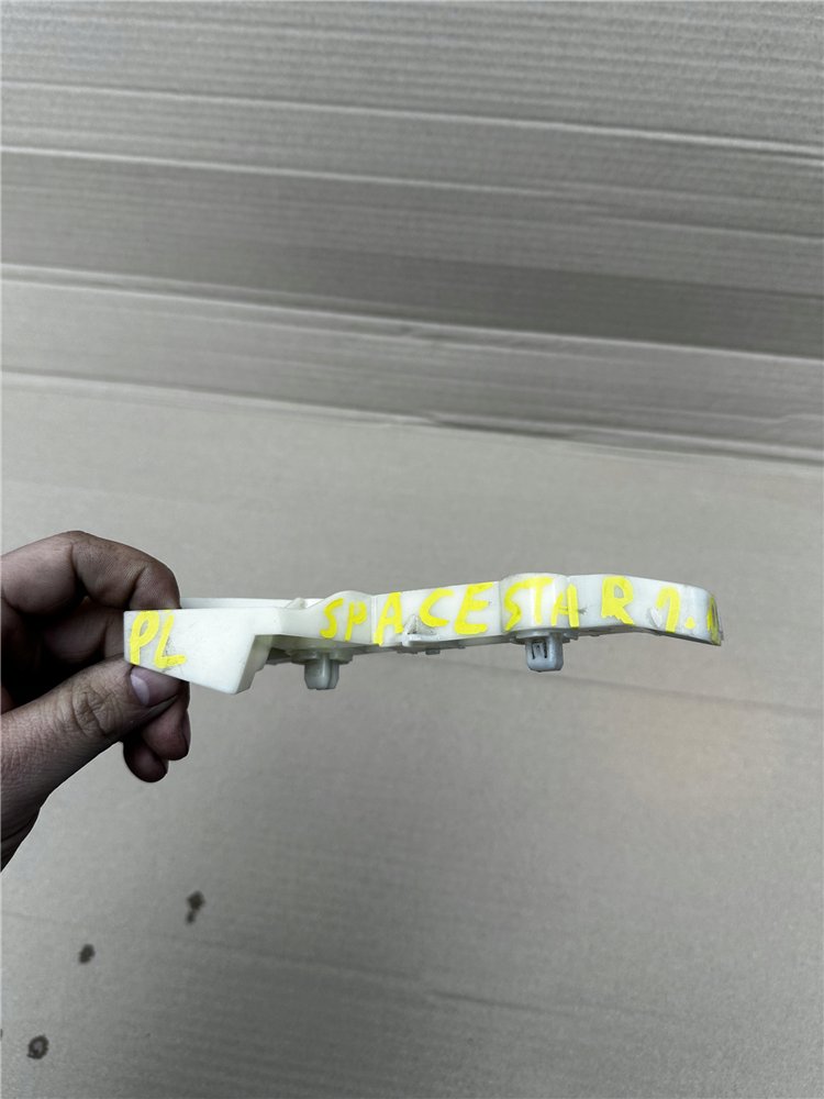 MITSUBISHI SPACE STAR 12- ŚLIZG ZDERZAKA PRZÓD LEWY ORYGINAŁ (17361807041)