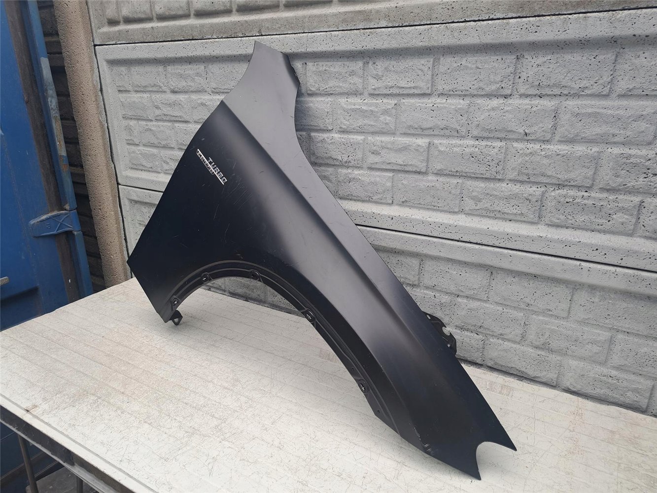 MERCEDES GLC W254 X254 BŁOTNIK PRAWY PRZEDNI ORYGINAŁ (17371985124)