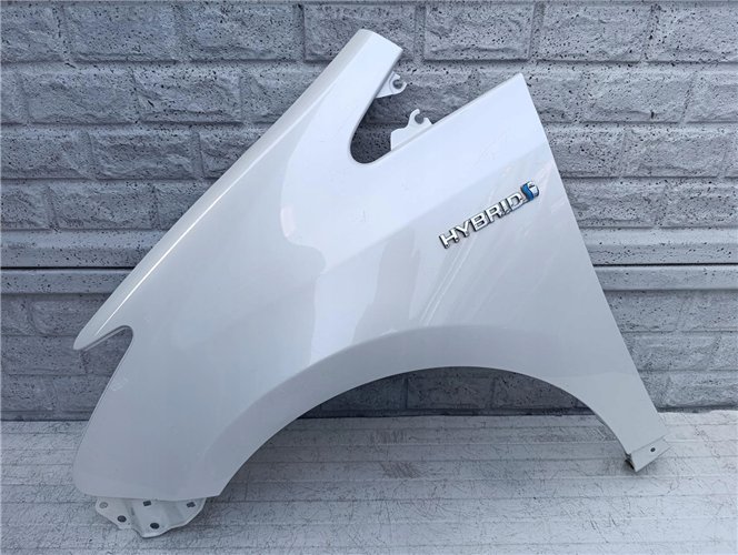 TOYOTA PRIUS PLUS BŁOTNIK PRZEDNI LEWY ORYGINAŁ (17372042566)