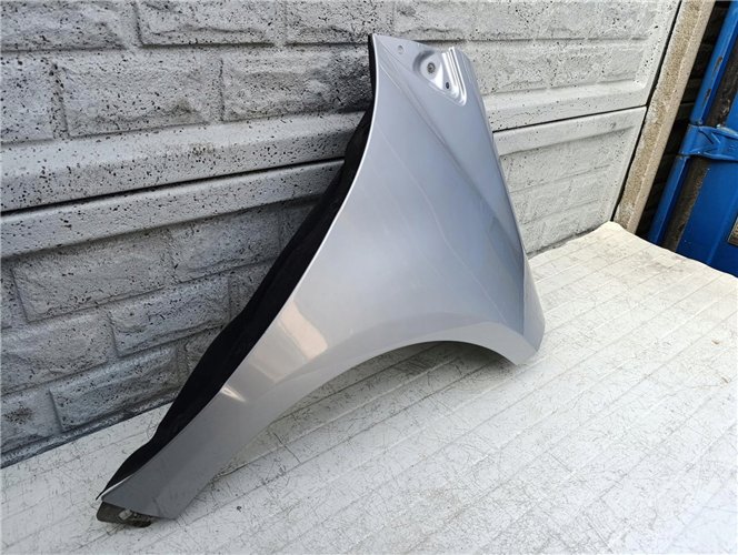 MERCEDES A-KLASA W169 BŁOTNIK PRAWY PRZEDNI ORYGINAŁ (17372045454)