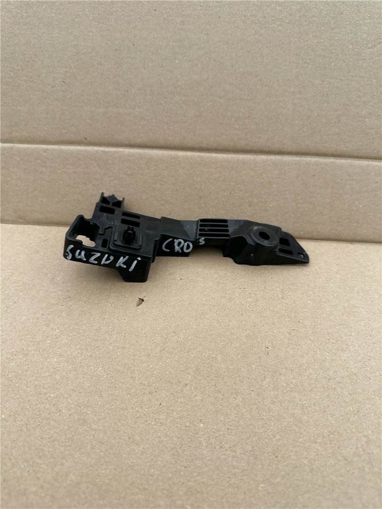 MOCOWANIE ŚLIZG ZDERZAKA LEWY PRZÓD LEWE PRZEDNIE SX4 S-CROSS -61M0L (17374522863)