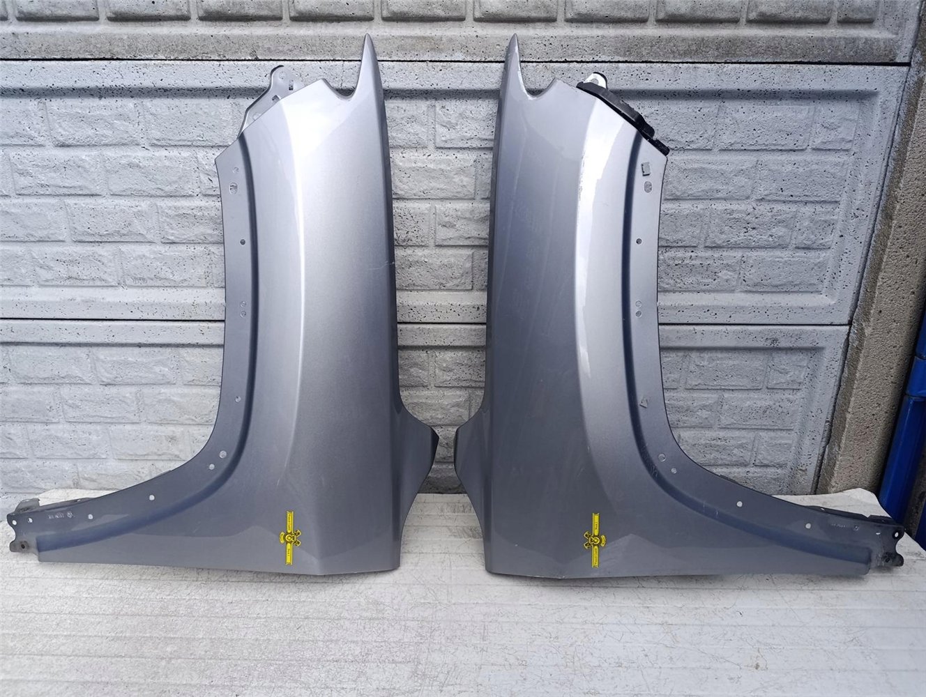 JEEP COMPASS 17-24 BŁOTNIK PRZEDNI PRAWY LEWY ORYGINAŁ (17379487641)