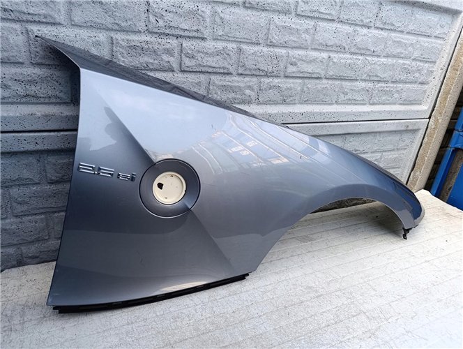 BMW Z4 E85 E86 BŁOTNIK PRAWY PRZÓD ORYGINAŁ (17379511128)