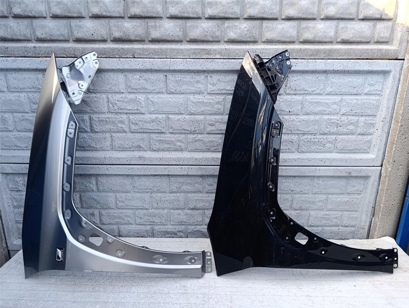 LEXUS UX 200 BŁOTNIK PRZEDNI PRAWY ORYGINAŁ (17379515972)