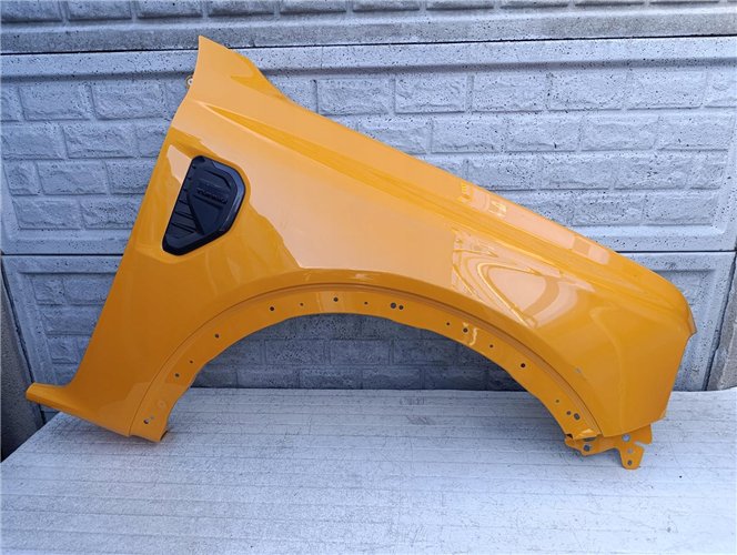 FORD RANGER FORD EVEREST 22- BŁOTNIK PRAWY PRZEDNI ORYGINAŁ (17379554623)