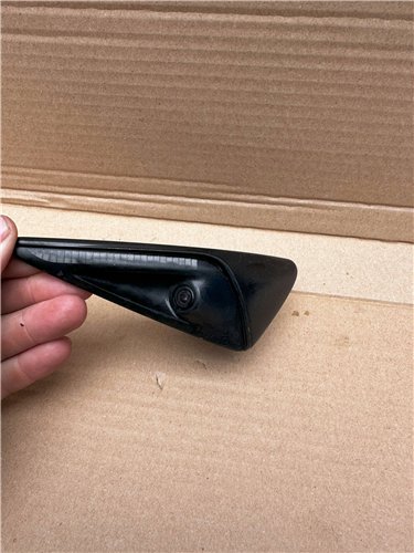 KIERUNKOWSKAZ KAMERA PRAWY TESLA MODEL Y (2019-) -50-J ORYGINAŁ (17381467700)