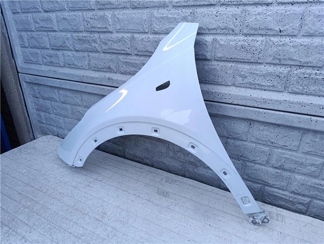 KIA X-CEED XCEED BŁOTNIK LEWY PRZEDNI ORYGINAŁ (17381993318)