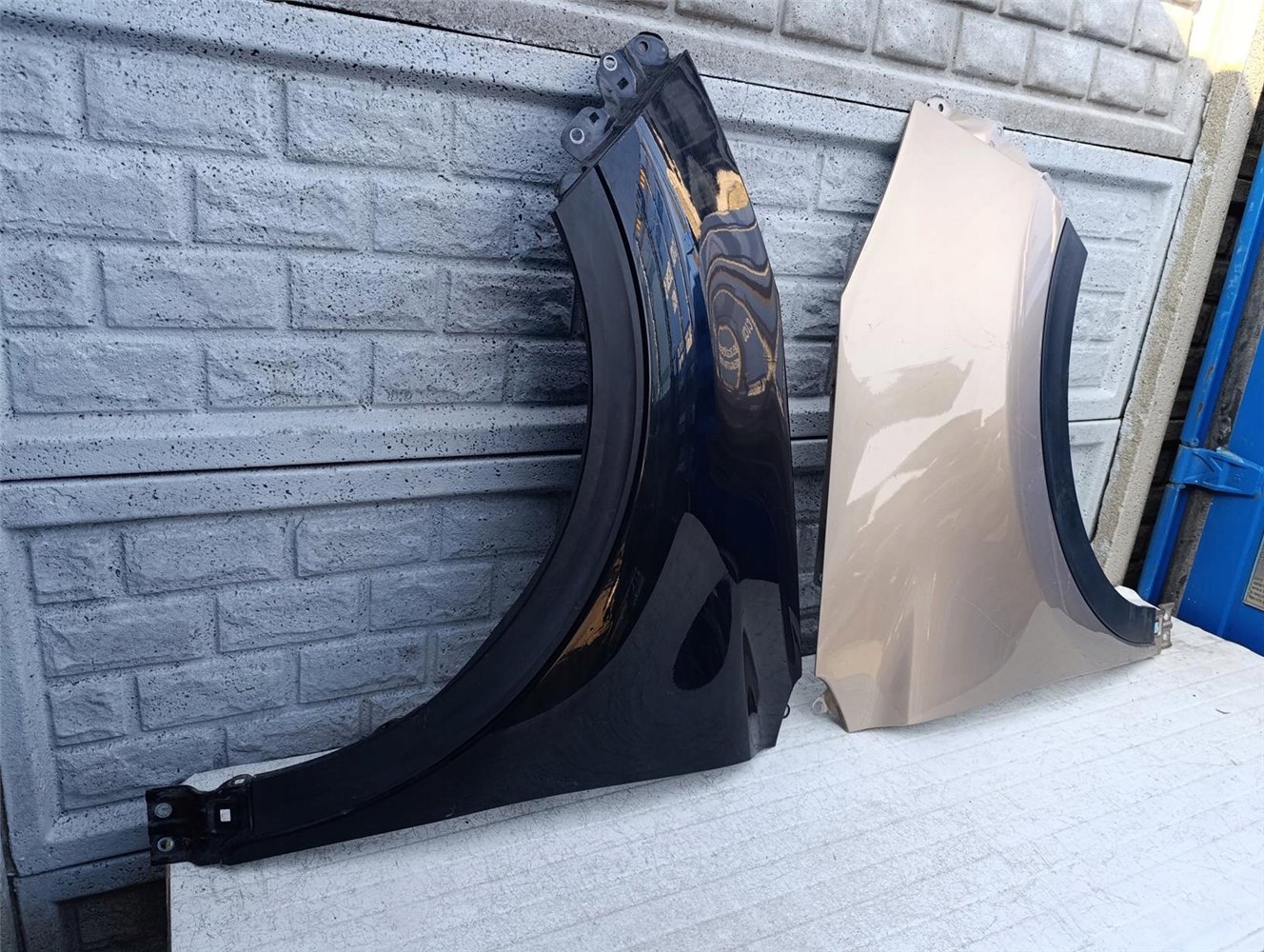 KIA SPORTAGE IV 4 BŁOTNIK PRAWY LEWY PRZEDNI ORYGINAŁ (17382007634)