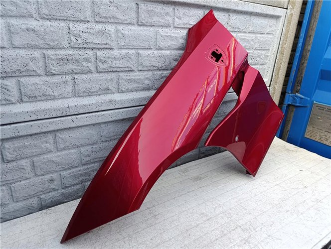 FERRARI PORTOFINO BŁOTNIK LEWY PRZEDNI ORYGINAŁ (17382025548)