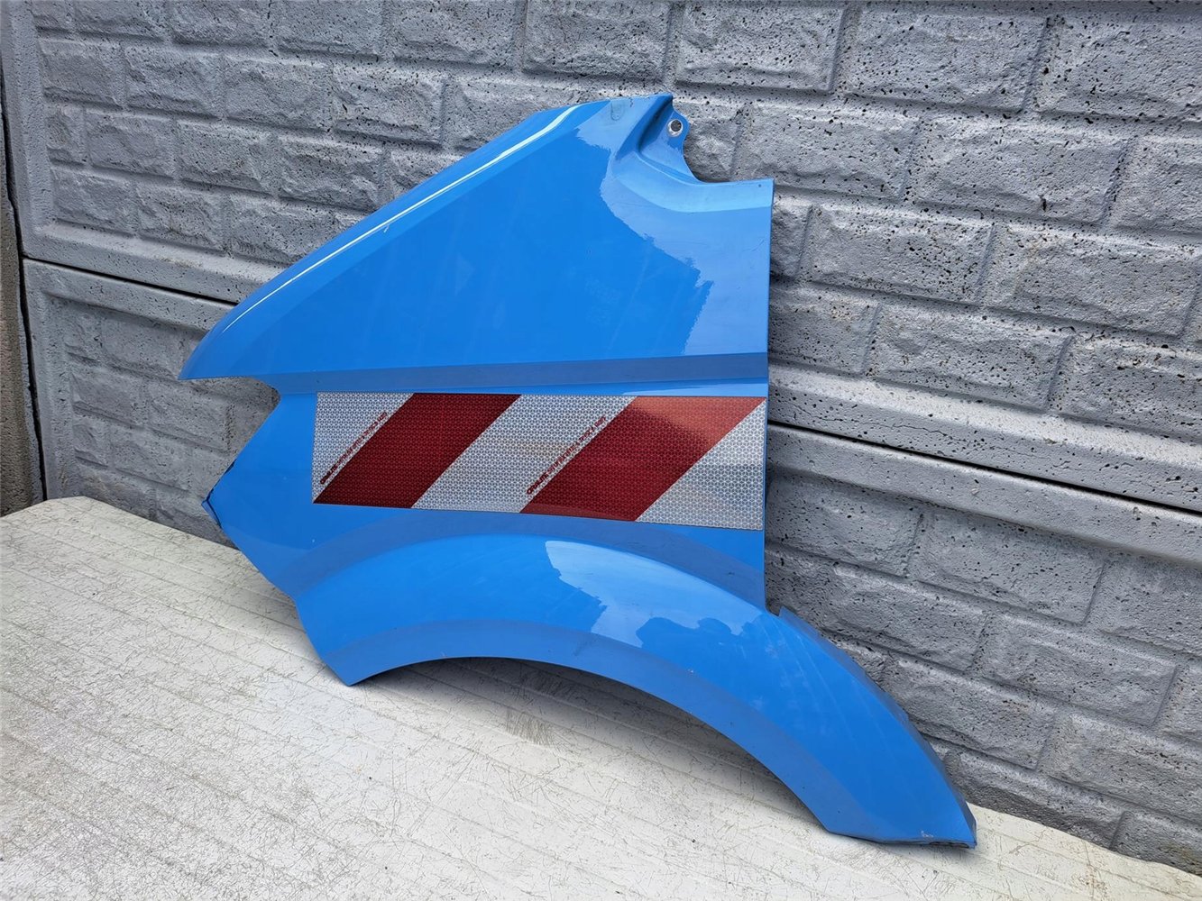 VW CRAFTER MAN TGE 17-24 BŁOTNIK LEWY PRZEDNI ORYGINAŁ (17387314388)