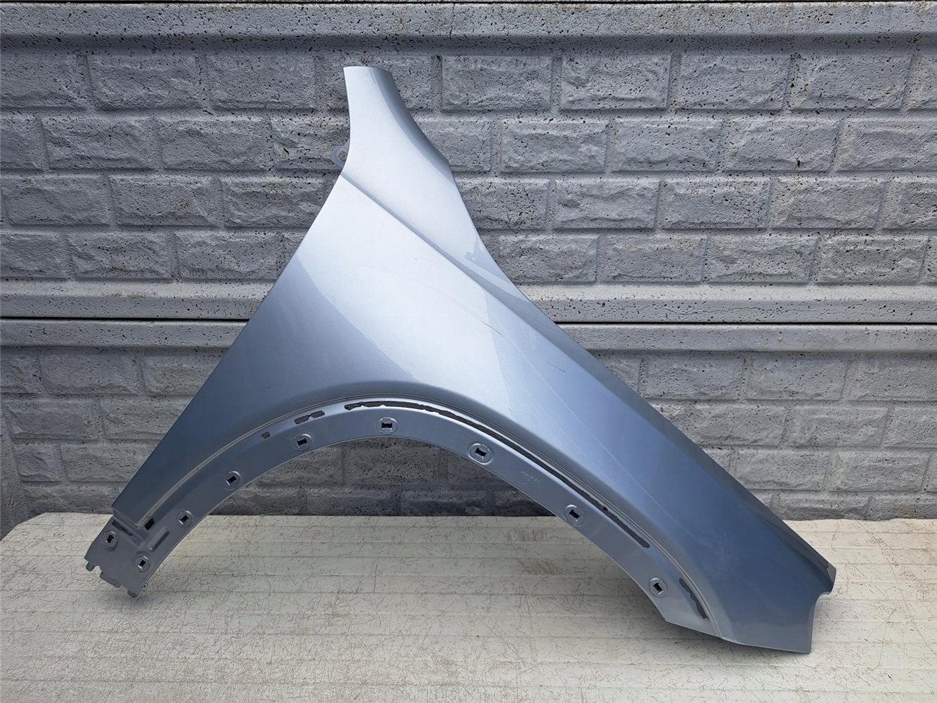 MERCEDES GLB 247 X247 BŁOTNIK PRAWY PRZEDNI ORYGINAŁ (17387315277)