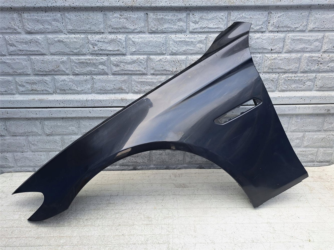 BMW 5 V F10 F11 2009-2017 BŁOTNIK LEWY PRZEDNI ORYGINAŁ (17387320541)