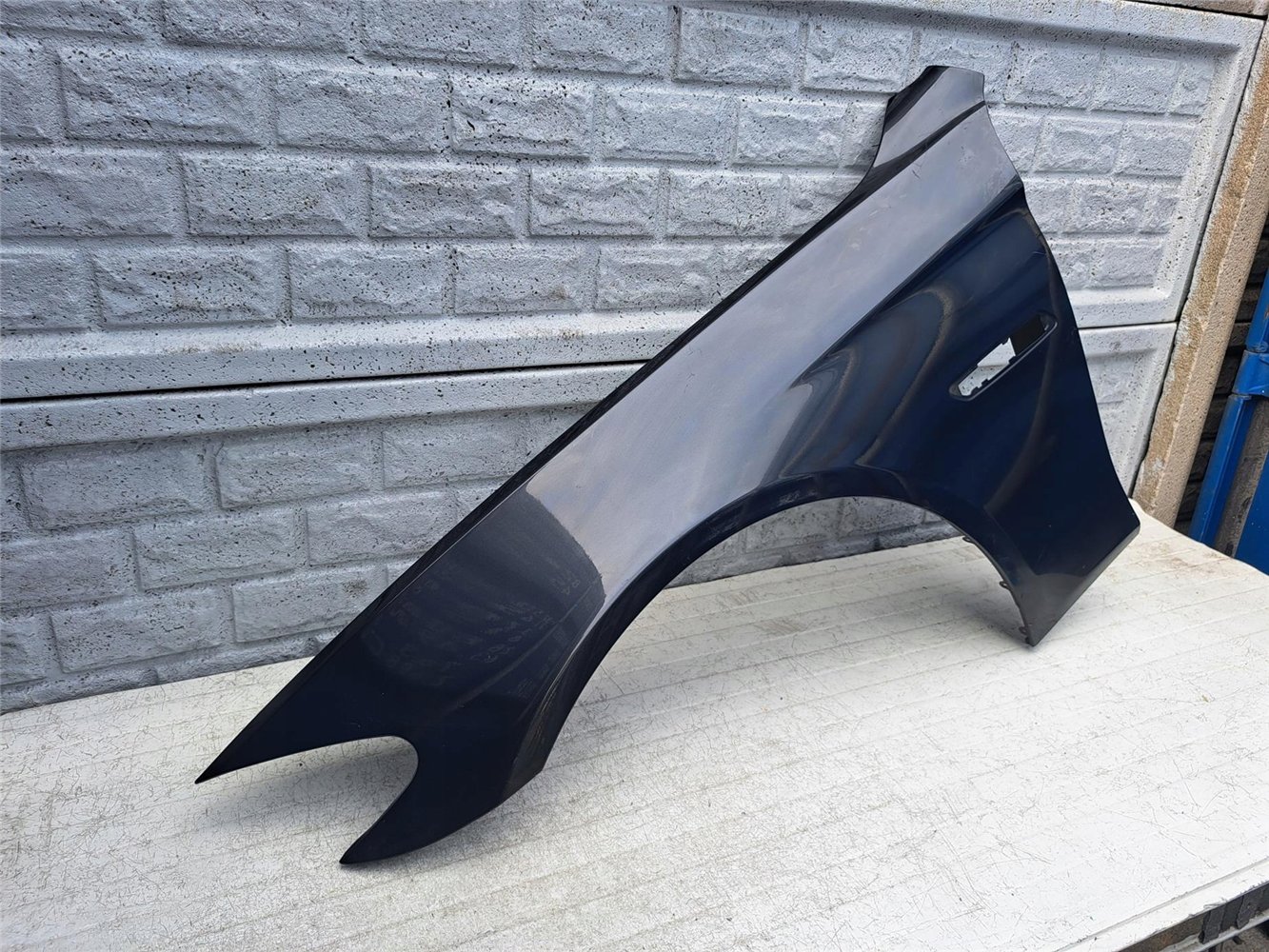 BMW 5 V F10 F11 2009-2017 BŁOTNIK LEWY PRZEDNI ORYGINAŁ (17387320541)