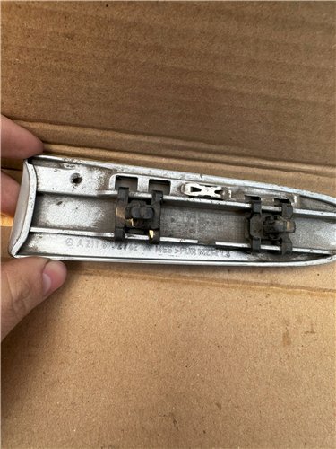 Mercedes E Klasa W211 LISTWA BŁOTNIKA LEWY PRZÓD AVANTGARDE ORYGINAŁ (17389371152)