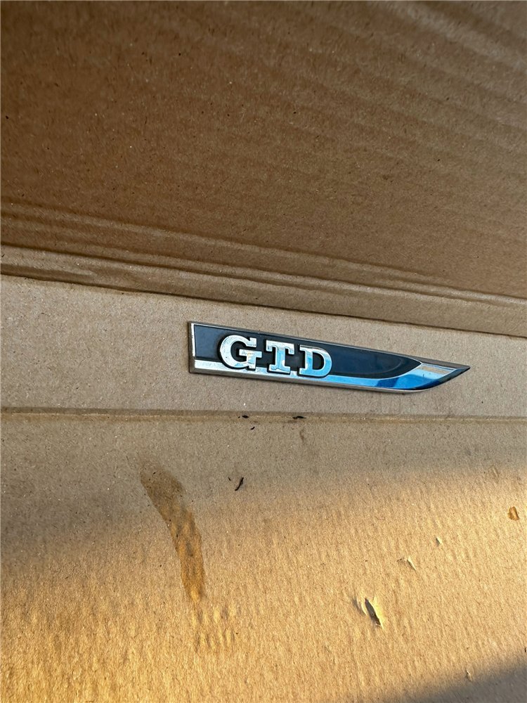 ZNACZEK NAPIS LOGO EMBLEMAT PRAWY GTD VW GOLF VII ORYGINAŁ (17389426052)