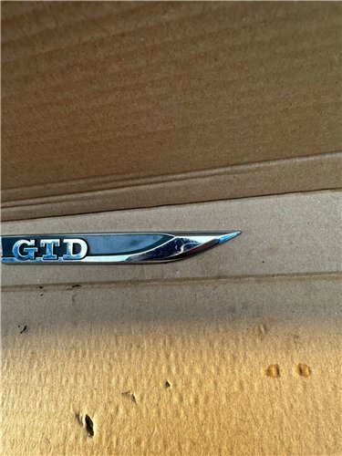ZNACZEK NAPIS LOGO EMBLEMAT PRAWY GTD VW GOLF VII ORYGINAŁ (17389426052)