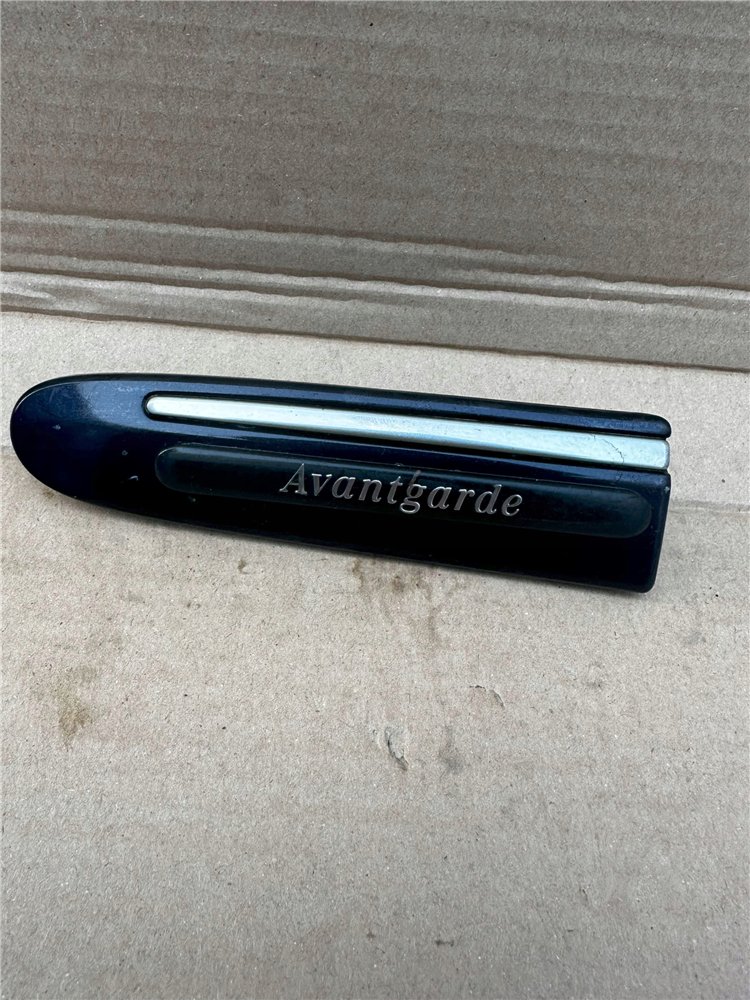 Mercedes E Klasa W211 LISTWA BŁOTNIKA LEWY PRZÓD AVANTGARDE ORYGINAŁ (17389511814)