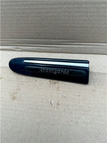 Mercedes E Klasa W211 LISTWA BŁOTNIKA LEWY PRZÓD AVANTGARDE ORYGINAŁ (17389511814)