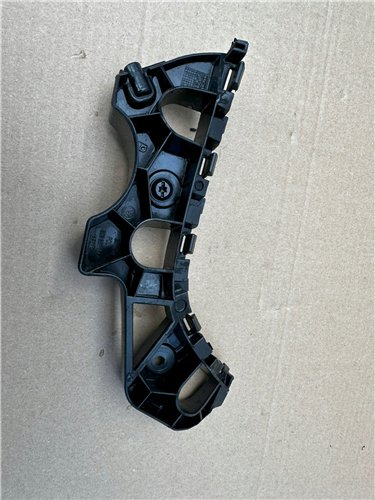 ślizg zderzaka - 3C8 807 183 C VW Passat CC - przód / PRAWY ORYGINAŁ (17389630100)