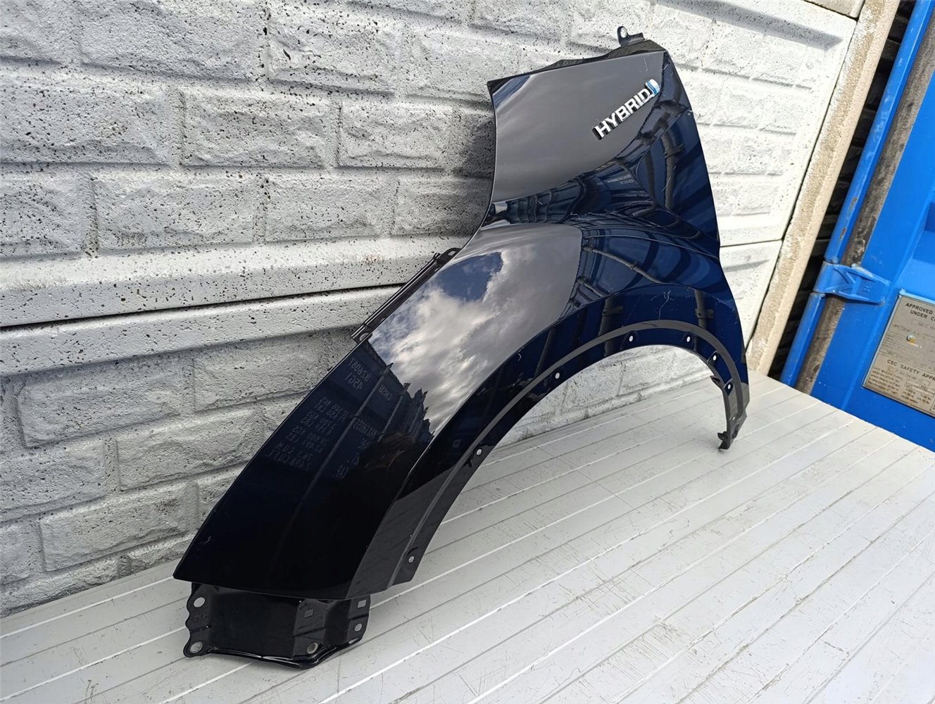 TOYOTA CHR C-HR 16-22 BŁOTNIK LEWY PRZEDNI ORYGINAŁ (17390351236)