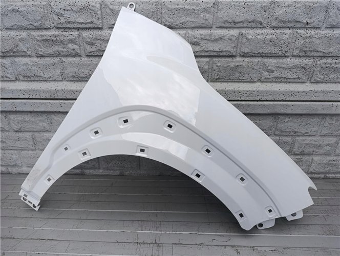 HYUNDAI KONA 2018-2024 BŁOTNIK PRAWY PRZEDNI ORYGINAŁ (17392737750)