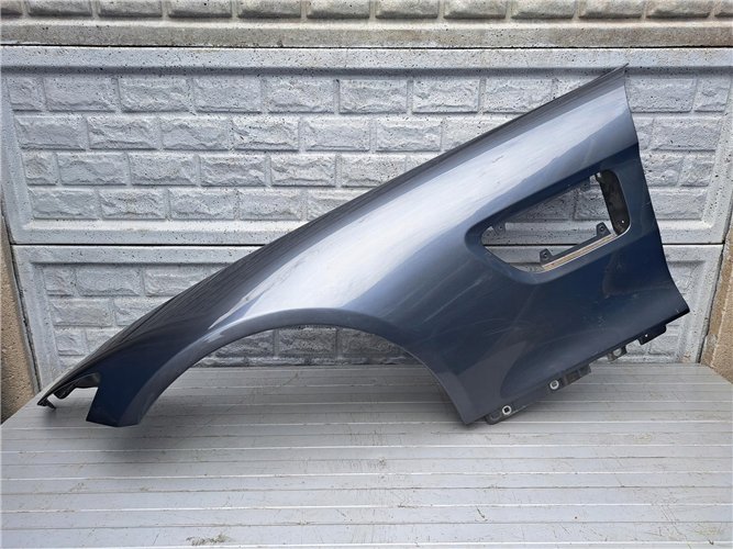 MERCEDES AMG GT BŁOTNIK LEWY PRZEDNI ORYGINAŁ (17399974974)