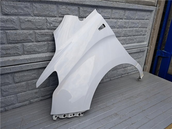 HYUNDAI H1 H-1 18-22 BŁOTNIK PRZEDNI LEWY ORYGINAŁ (17399984028)