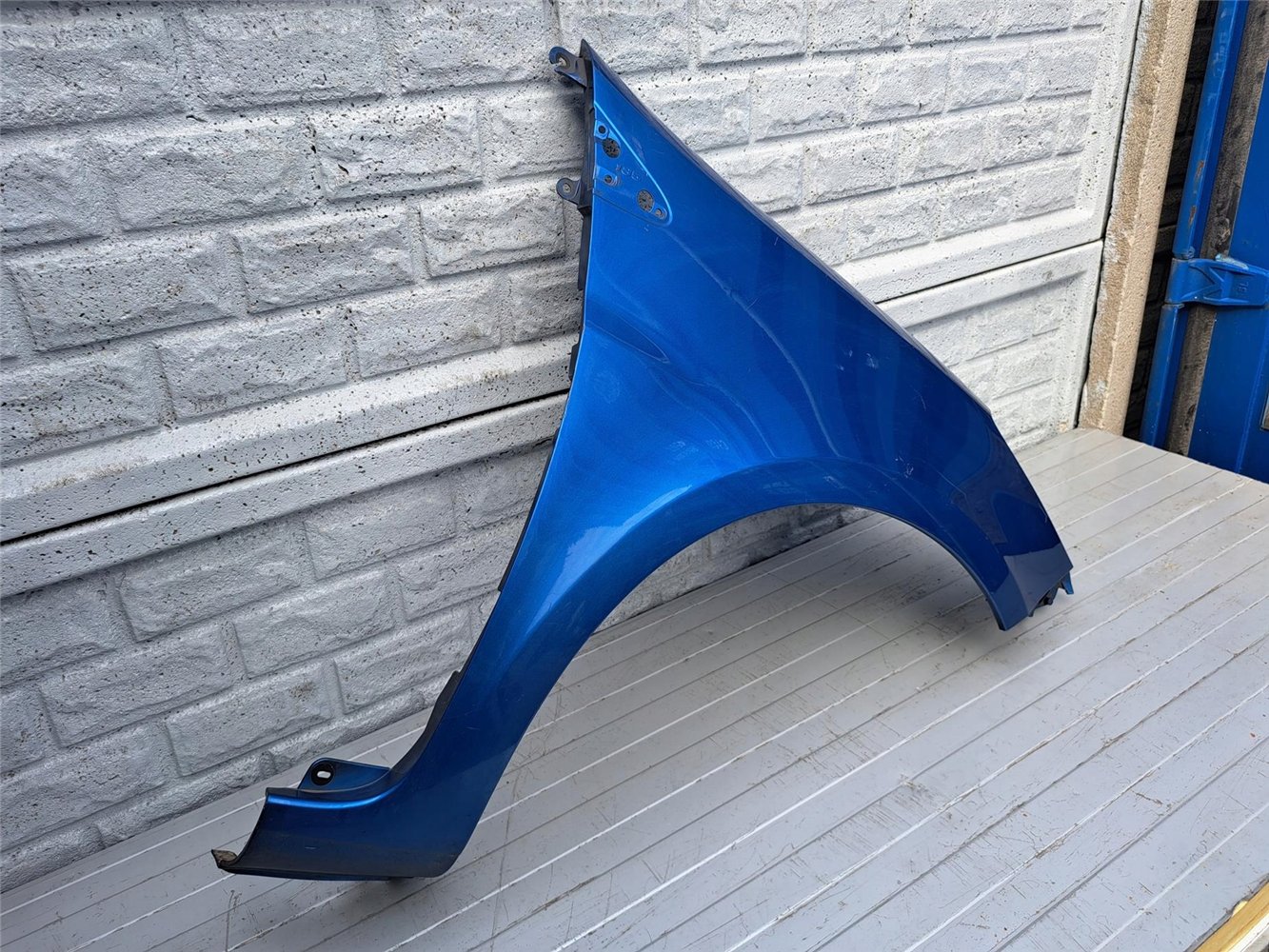 BŁOTNIK PRZEDNI PRAWY RENAULT CLIO 3 185 06-13 ORYGINAŁ (17399994376)