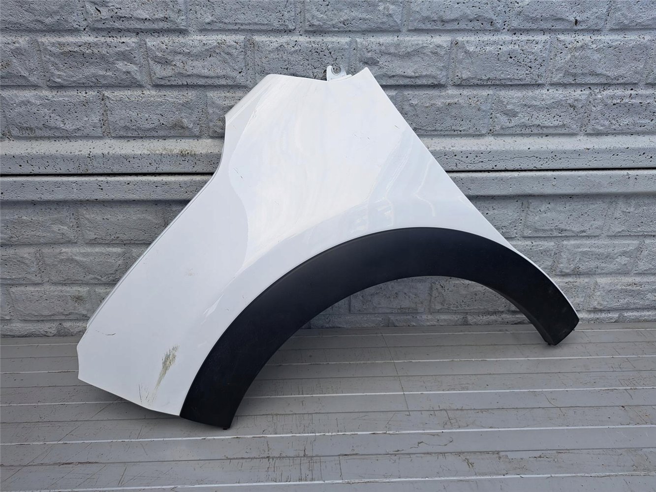 CITROEN C3 2017- 2024 BŁOTNIK PRZEDNI LEWY ORYGINAŁ (17400008672)