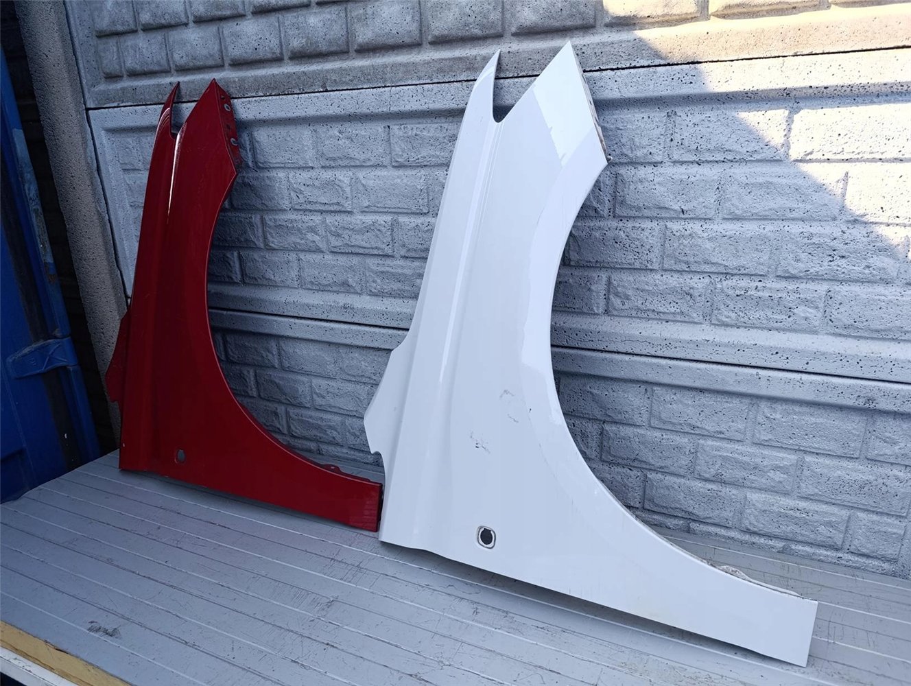 VW CADDY 5 V 2021-2024 BŁOTNIK PRZEDNI PRAWY ORYGINAŁ (17400928043)