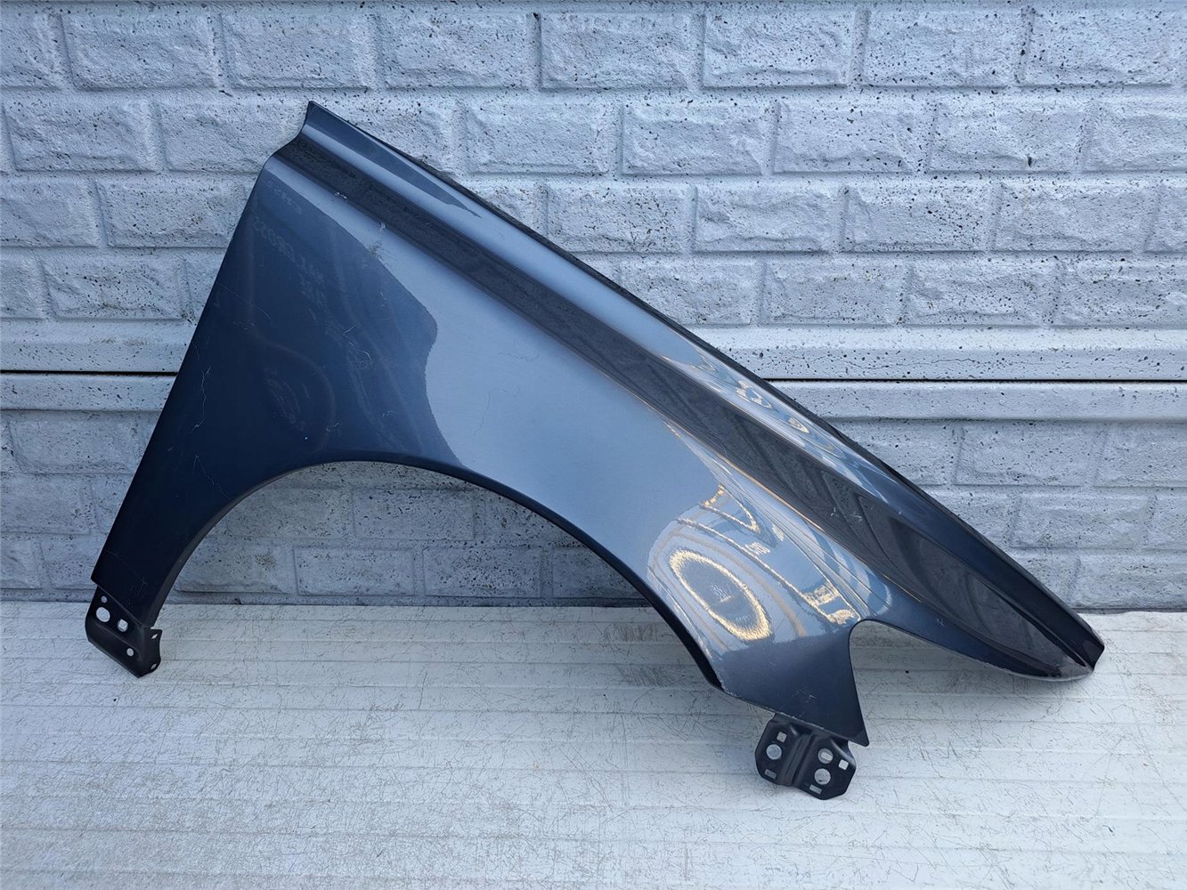 VOLVO V40 S50 BŁOTNIK PRZEDNI PRAWY ORYGINAŁ (17414196767)