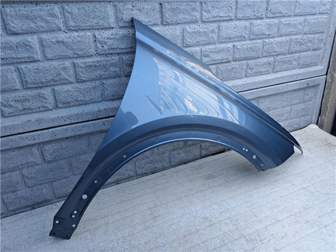 AUDI Q4 BŁOTNIK PRZEDNI PRAWY ORYGINAŁ (17414200204)