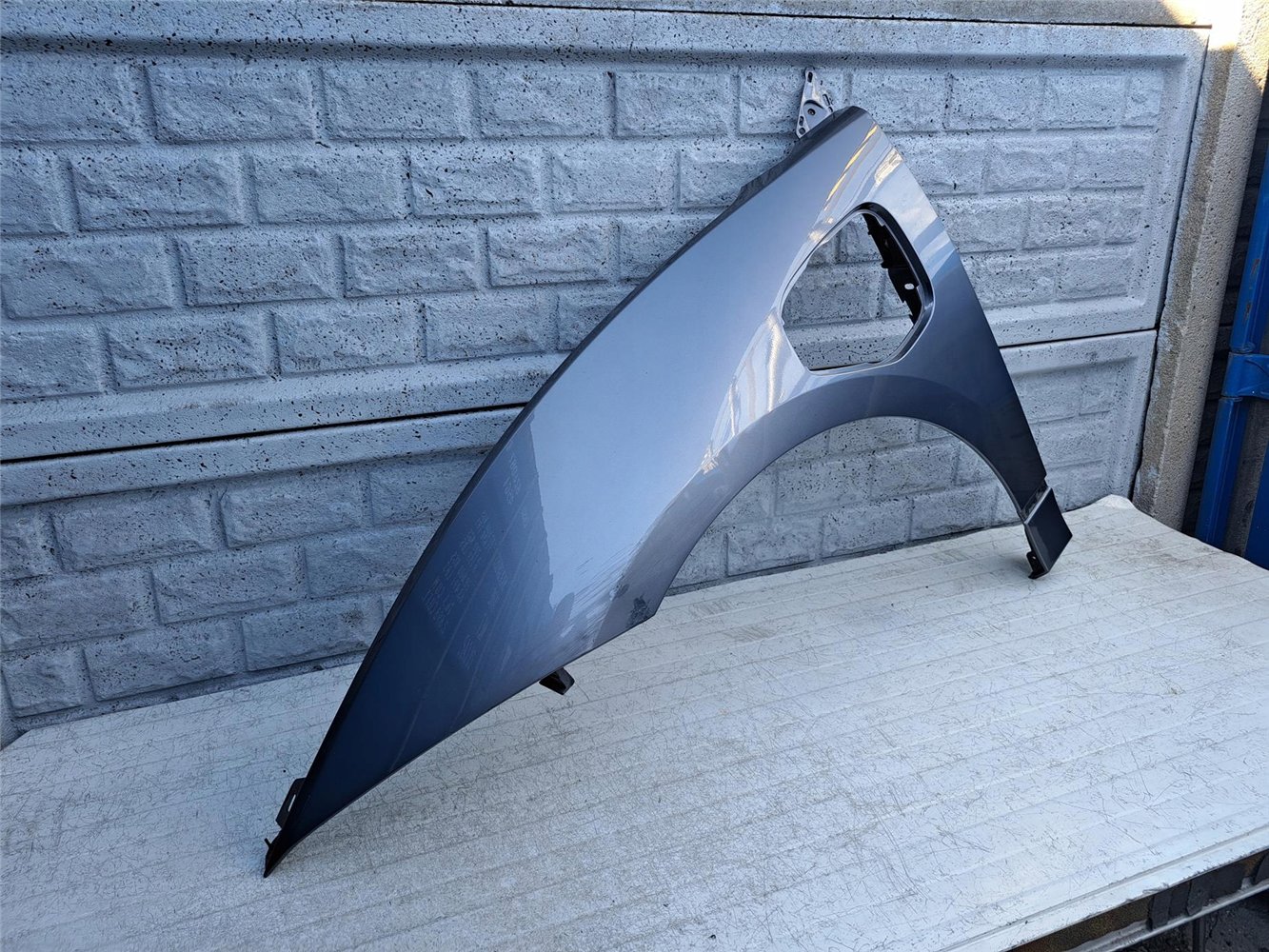 JAGUAR I PACE 2018-2022 BŁOTNIK LEWY PRZEDNI ORYGINAŁ (17414208524)