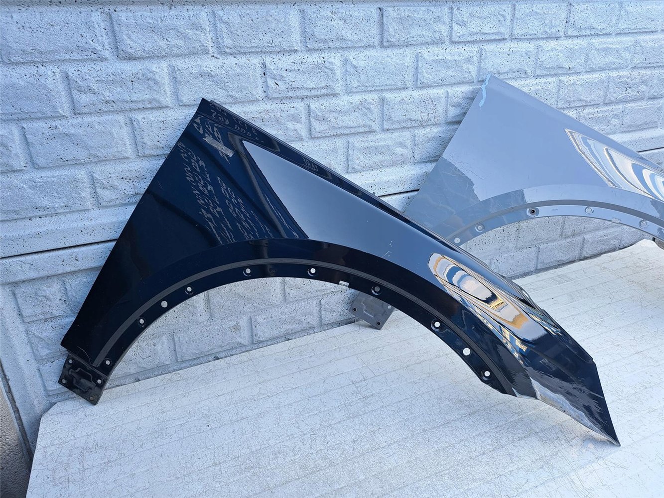 AUDI Q5 2 80A 2017- 2024 BŁOTNIK PRAWY PRZEDNI ORYGINAŁ (17414215297)