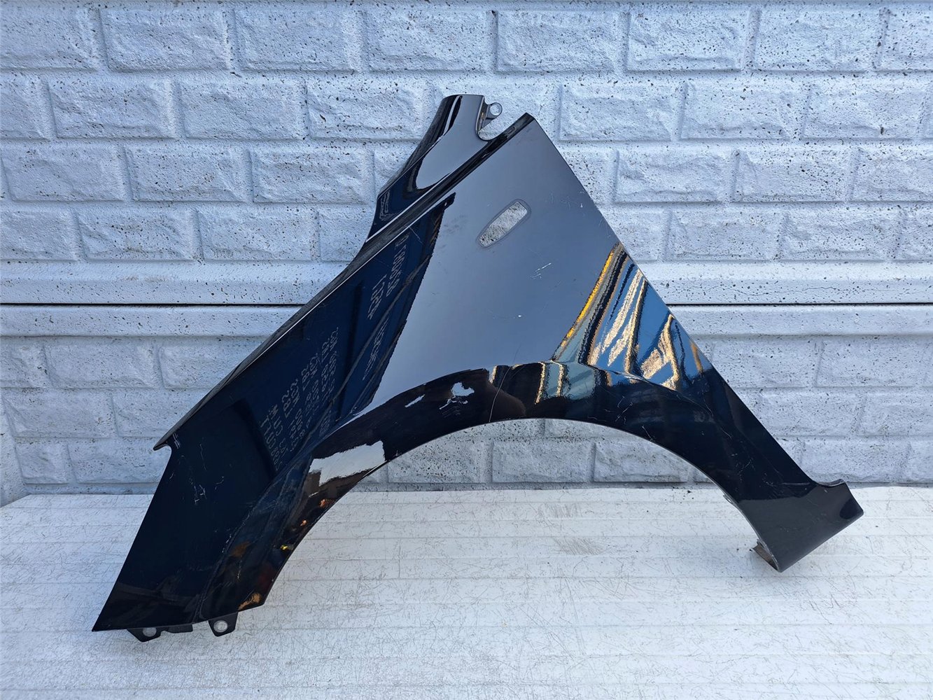 KIA RIO 5 V 2017-2024 BŁOTNIK LEWY PRZEDNI ORYGINAŁ (17414224513)