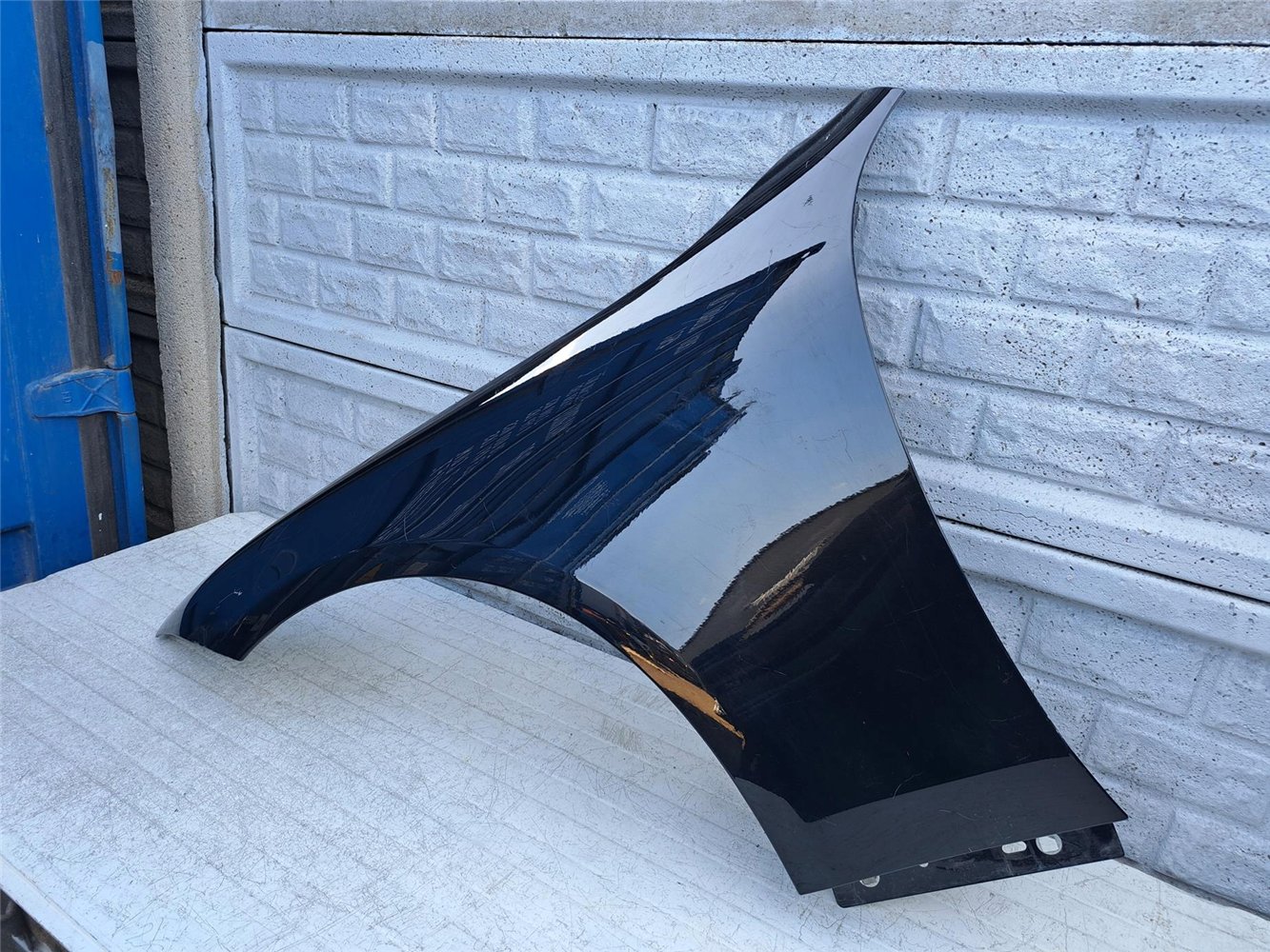 MERCEDES CLS W257 W 257 BŁOTNIK PRZEDNI LEWY ORYGINAŁ (17414226938)