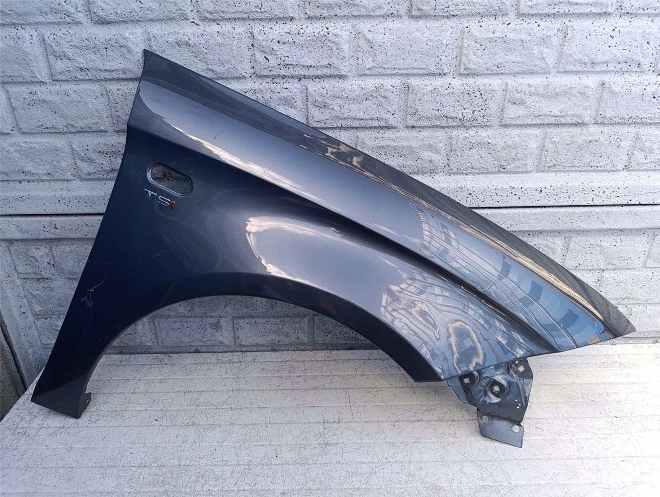 SEAT ALTEA TOLEDO III 04-12 BŁOTNIK PRAWY PRZEDNI ORYGINAŁ (17414503077)