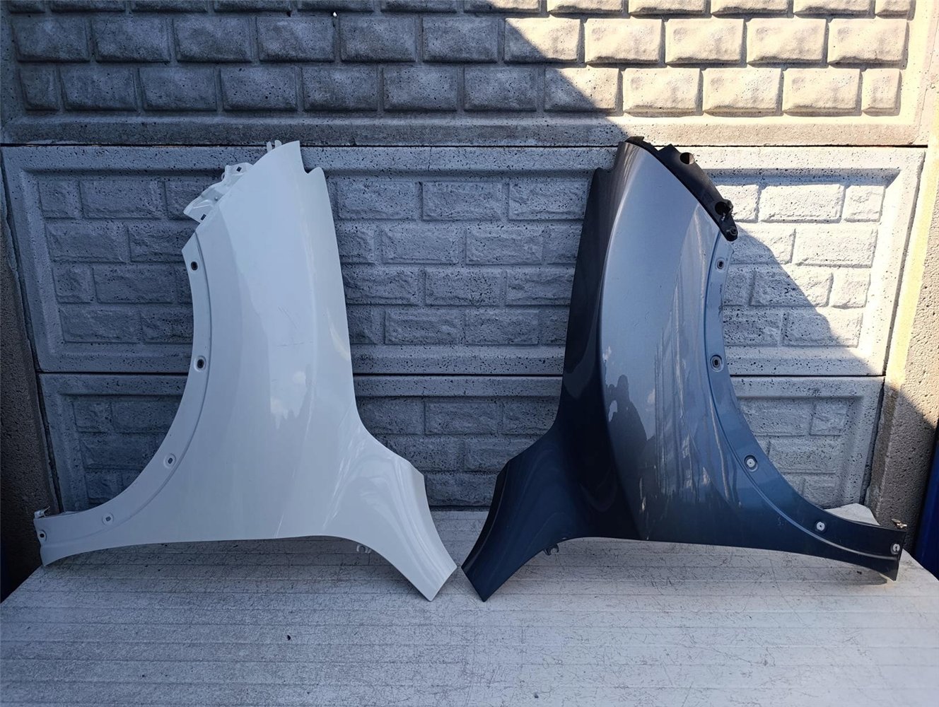 NISSAN JUKE 14-19 LIFT BŁOTNIK PRAWY LEWY PRZEDNI ORYGINAŁ (17414537263)