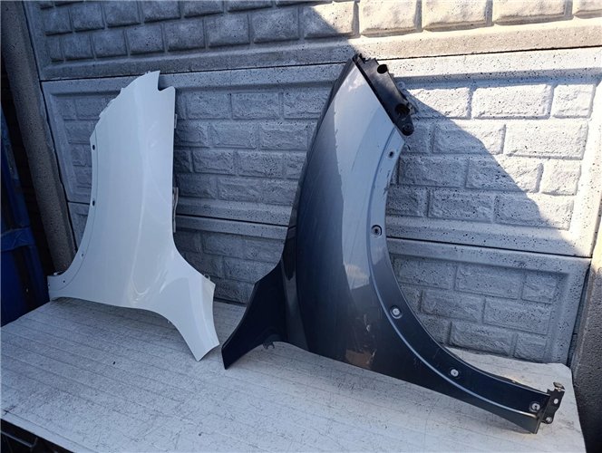 NISSAN JUKE 14-19 LIFT BŁOTNIK PRAWY LEWY PRZEDNI ORYGINAŁ (17414537263)