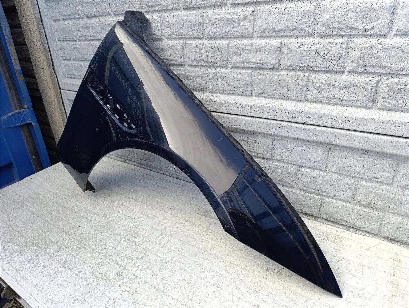 JAGUAR XE 2015-2022 BŁOTNIK PRAWY PRZEDNI ORYGINAŁ (17417803903)