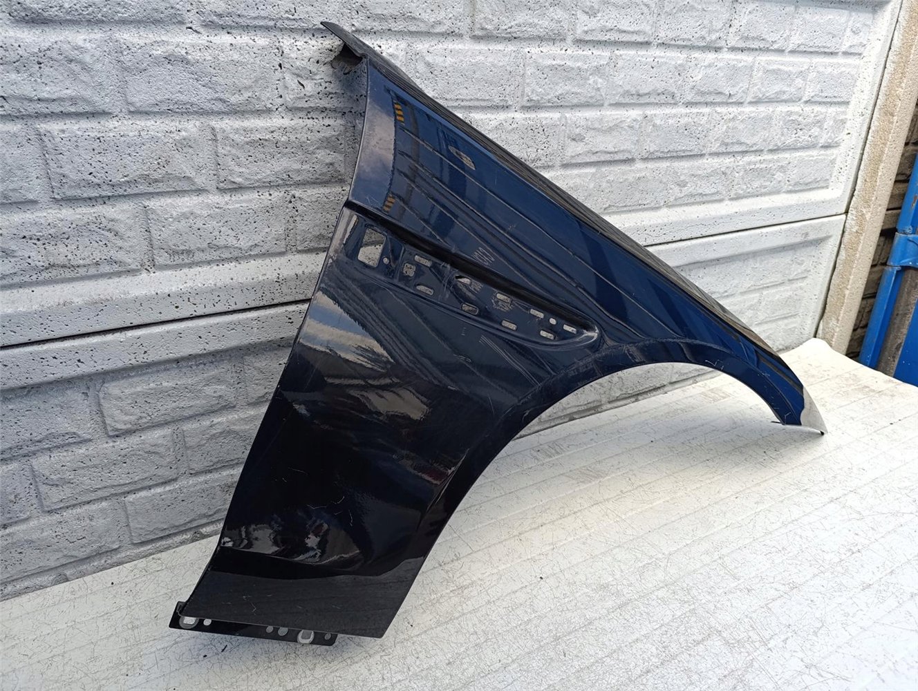 JAGUAR XE 2015-2022 BŁOTNIK PRAWY PRZEDNI ORYGINAŁ (17417803903)