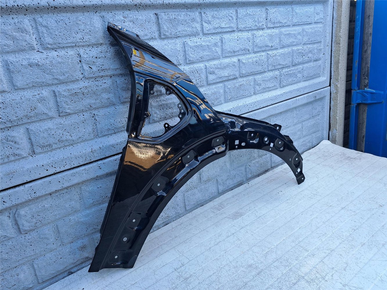 MINI COUNTRYMAN COOPER S F60 2017 - BŁOTNIK PRAWY PRZÓD ORYGINAŁ (17421068380)