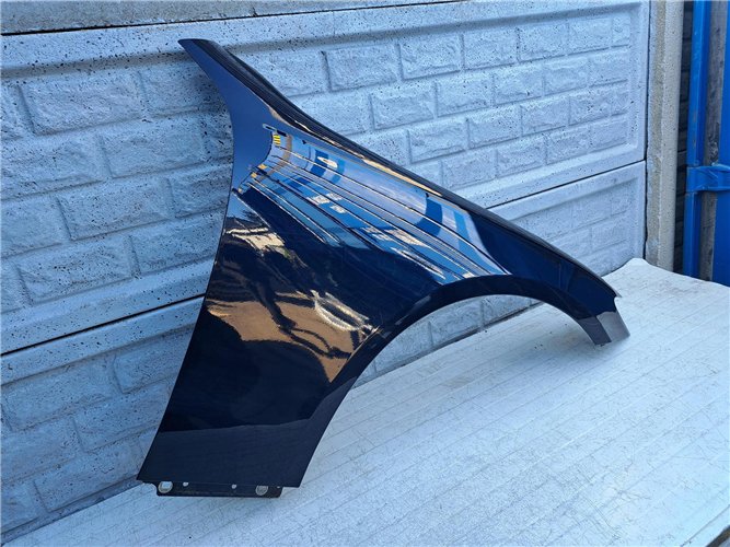 MERCEDES E-KLASA COUPE W238 BŁOTNIK PRZEDNI PRAWY ORYGINAŁ (17421069559)