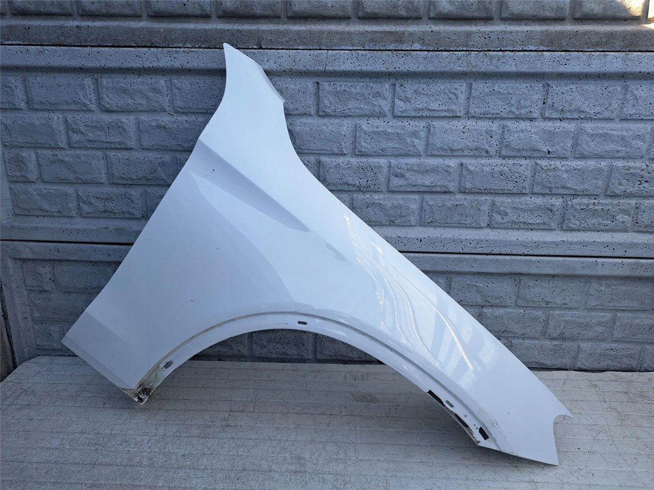 MERCEDES GLC W253 W 253 BŁOTNIK PRAWY PRZEDNI ORYGINAŁ (17421191590)