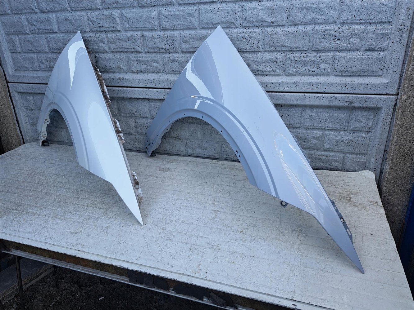 POLESTAR 2 BŁOTNIK PRZEDNI PRAWY ORYGINAŁ (17421229287)