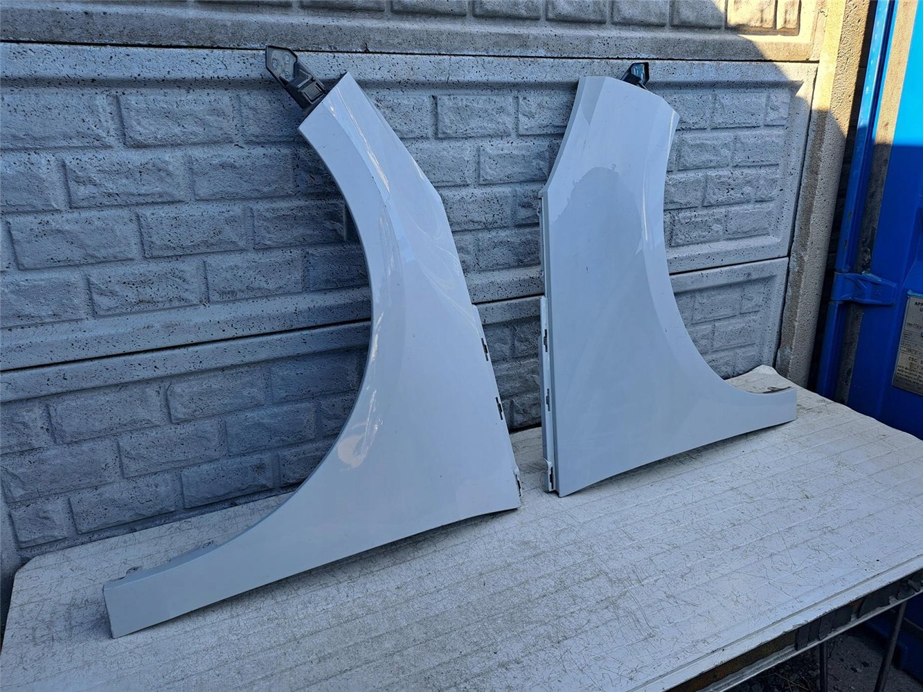 BMW I3 I 3 i3 BŁOTNIK PRZEDNI PRAWY LEWY ORYGINAŁ (17421235903)