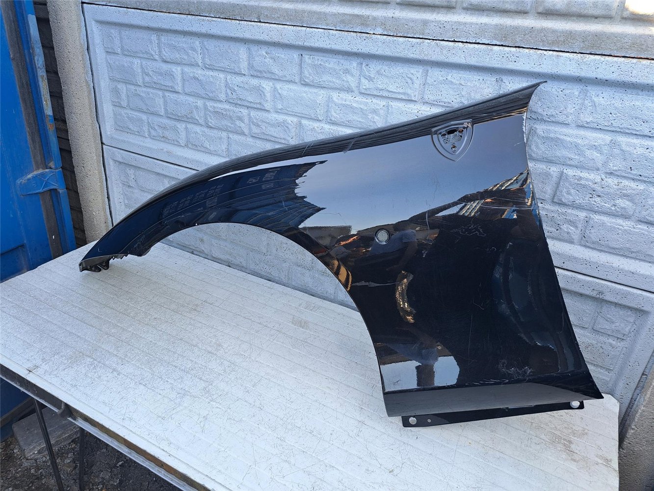 FERRARI ROMA BŁOTNIK LEWY PRZEDNI ORYGINAŁ (17421247661)